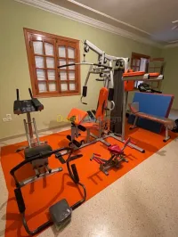 Appareil et machine de sport