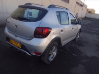 voitures-dacia-sandero-2017-stepway-ouanougha-msila-algerie