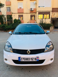 voitures-renault-clio-campus-2012-bye-bab-ezzouar-alger-algerie