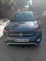 voitures-volkswagen-touran-cross-2022-khelil-bordj-bou-arreridj-algerie