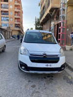 voitures-citroen-berlingo-2016-bouira-algerie