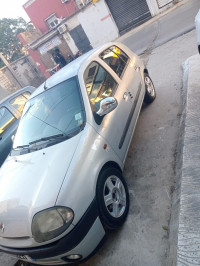 voitures-renault-clio-2-2002-extreme-sidi-ali-mostaganem-algerie