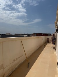 شقة-كراء-5-غرف-الجزائر-عين-بنيان