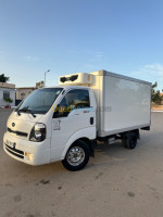 location-de-vehicules-camion-frigorifique-avec-chauffeur-zeralda-alger-algerie