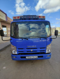 camion-isuzu-2014-ksar-boukhari-medea-algerie