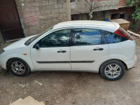 voitures-ford-focus-5-portes-2001-constantine-algerie