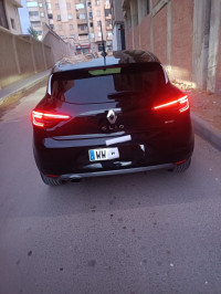 voitures-renault-clio-5-2023-rs-line-oran-algerie