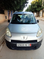 commerciale-peugeot-partner-2012-tepee-essebt-skikda-algerie