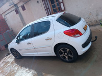 voitures-peugeot-207-2012-el-milia-jijel-algerie