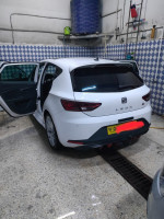 voitures-seat-leon-2014-sedrata-souk-ahras-algerie