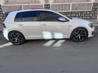 voitures-volkswagen-golf-7-2014-gti-setif-algerie