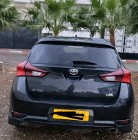 voitures-toyota-auris-2019-khemis-el-khechna-boumerdes-algerie