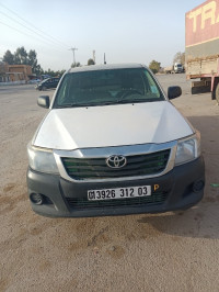 voitures-toyota-hilux-2012-laghouat-algerie