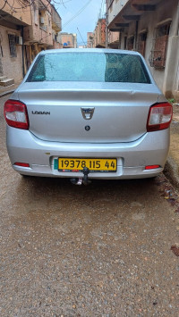 voitures-dacia-logan-2015-khemis-miliana-ain-defla-algerie