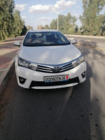 voitures-toyota-corolla-2014-executive-ouargla-algerie