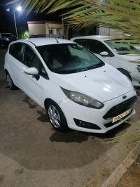 voitures-ford-fiesta-2014-tentation-staoueli-alger-algerie