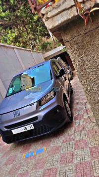 voitures-fiat-doblo-2024-new-boumerdes-algerie