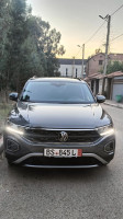 voitures-volkswagen-t-roc-2023-life-rouiba-alger-algerie