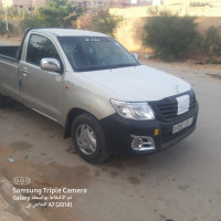 utilitaire-toyota-hilux-2013-ghardaia-algerie