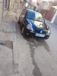 voitures-renault-clio-campus-2010-co-bejaia-algerie