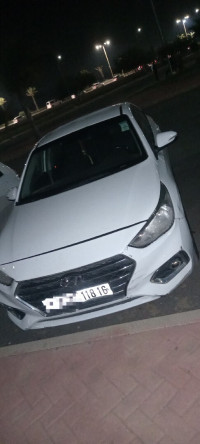 voitures-hyundai-accent-rb-5-portes-2018-prestige-alger-centre-algerie