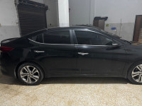 voitures-hyundai-elantra-2018-biskra-algerie