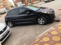 voitures-peugeot-207-2011-constantine-algerie