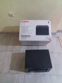 imprimente Canon  MF 3010