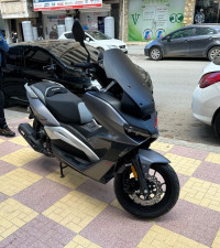 motos-et-scooters-v-max-vms-2024-bouira-algerie