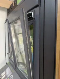 Fenêtres et portes en PVC Oxxo baies avec installation sur mesure 