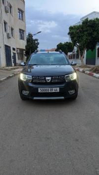 سيارات-dacia-sandero-2019-stepway-restylee-عين-الدفلى-الدفلة-الجزائر