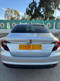 voitures-fiat-tipo-sedan-2023-life-biskra-algerie