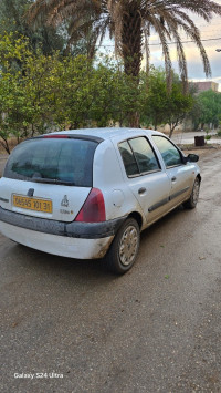 voitures-renault-clio-2-2001-el-hamadna-relizane-algerie