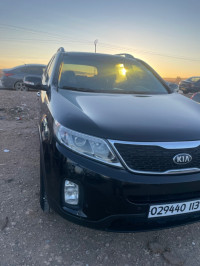 voitures-kia-sorento-2013-drean-el-tarf-algerie