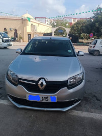 voitures-renault-symbol-2015-bouira-algerie