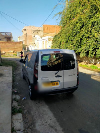 voitures-renault-kangoo-2018-confort-utilitaire-ain-el-turck-oran-algerie