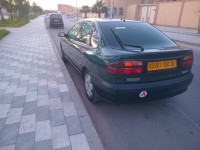 voitures-renault-laguna-1-2000-tissemsilt-algerie