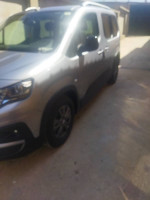 break-familiale-peugeot-rifter-2023-blida-algerie