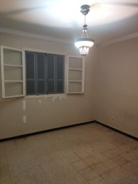 appartement-location-f3-alger-bir-mourad-rais-algerie