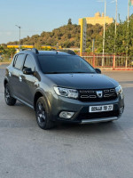 voitures-dacia-sandero-2018-stepway-privilege-algerie