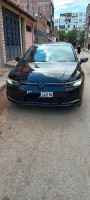 voitures-volkswagen-golf-8-2023-move-les-eucalyptus-alger-algerie