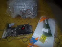 Carte graphique  + boite alimentation + 4 gb rame ddr3