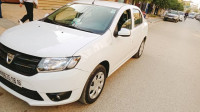 voitures-dacia-logan-2016-bouderbala-bouira-algerie