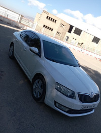 voitures-skoda-octavia-2014-ambition-khemis-miliana-ain-defla-algerie