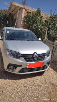 voitures-renault-symbol-2017-made-in-bladi-oued-djer-blida-algerie