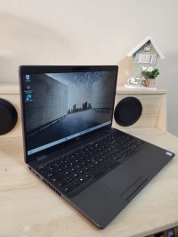 DELL LATITUDE 5500 15.6'' FHD | INTEL CORE i5 8265U | 16GB RAM | 512GB NVMe SSD |INTEL UHD GRAPHICS