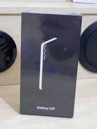 SAMSUNG GALAXY S25 / 12GB RAM / 512GB SILVER SHADOW / ÉTAT NEUF JAMAIS UTILISÉ ( SOUS BLISTER ) non déballée thumbnail 3
