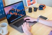 كمبيوتر-محمول-macbook-pro-touch-bar-2016-154-inrel-core-i7-6700hq-radeon-450-16gb-ram-256-ssd-مستغانم-الجزائر