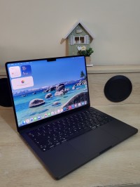 كمبيوتر-محمول-macbook-pro-m4-2024-noir-sideral-puce-10-core-gpu-16gb-ram-512gb-ssd-cycles-141-capacite-batterie-98-مستغانم-الجزائر