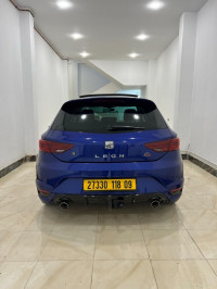 voitures-seat-leon-2018-linea-r-ouled-el-alleug-blida-algerie